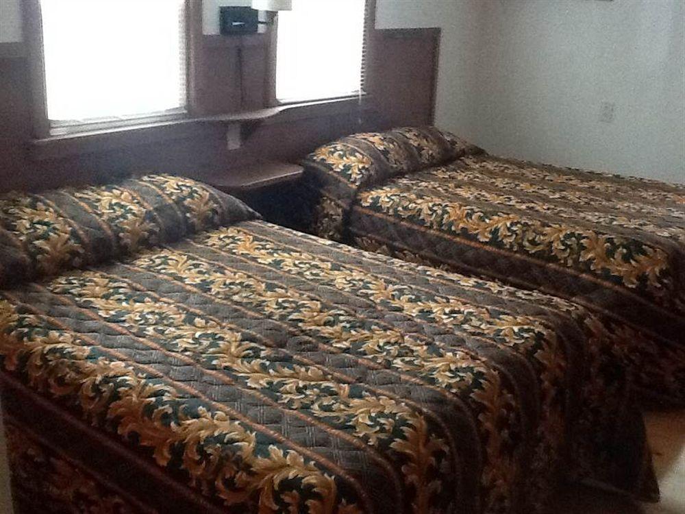 King Hendrick Motel And Suites Lake George Exterior photo