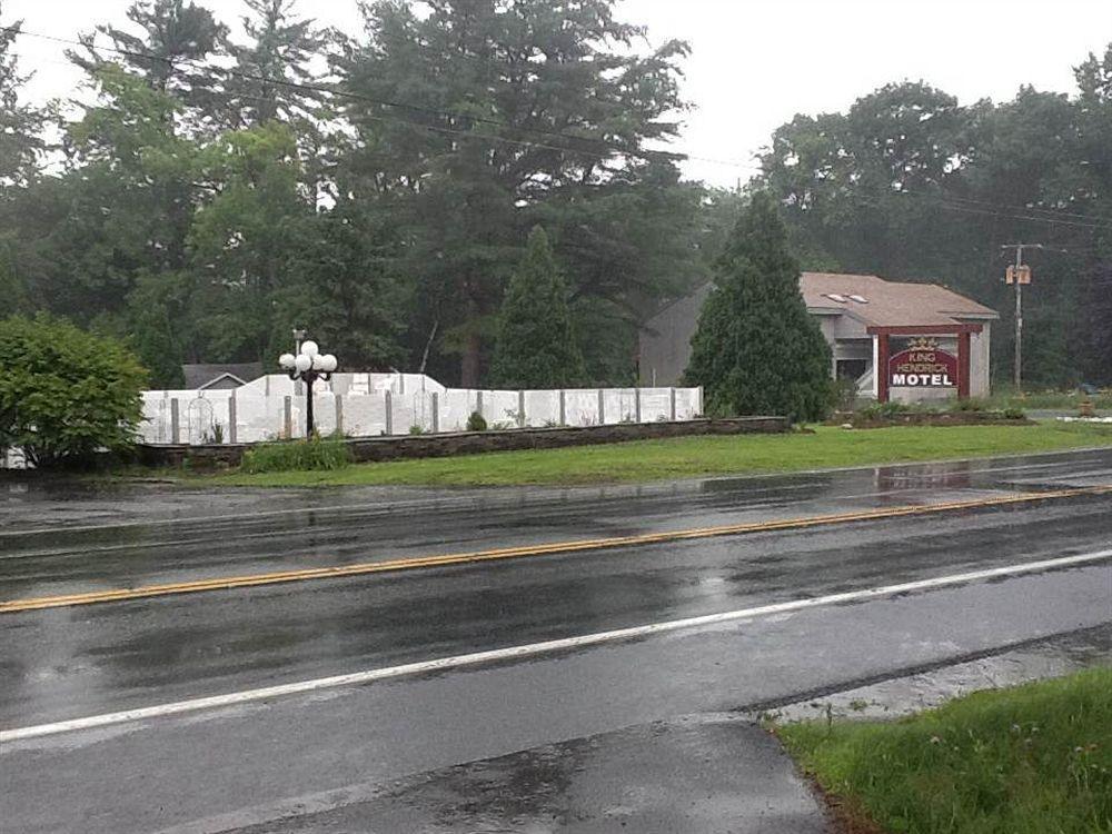 King Hendrick Motel And Suites Lake George Exterior photo