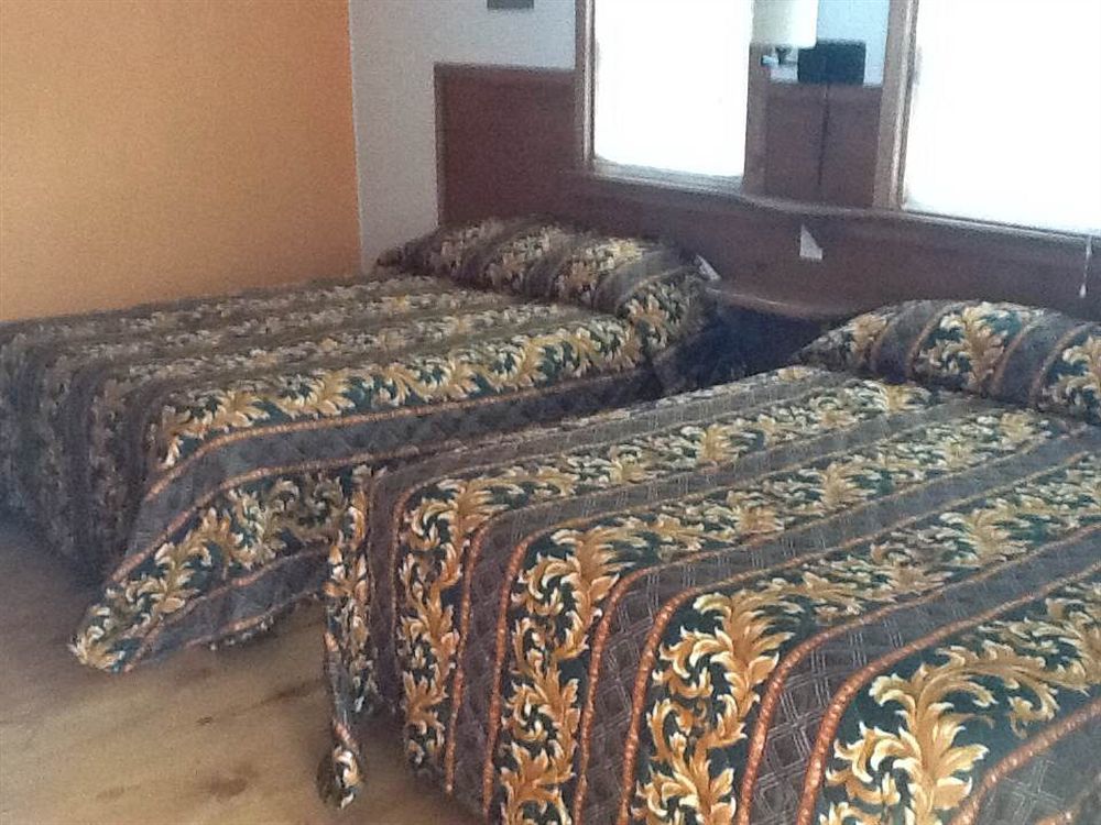 King Hendrick Motel And Suites Lake George Exterior photo
